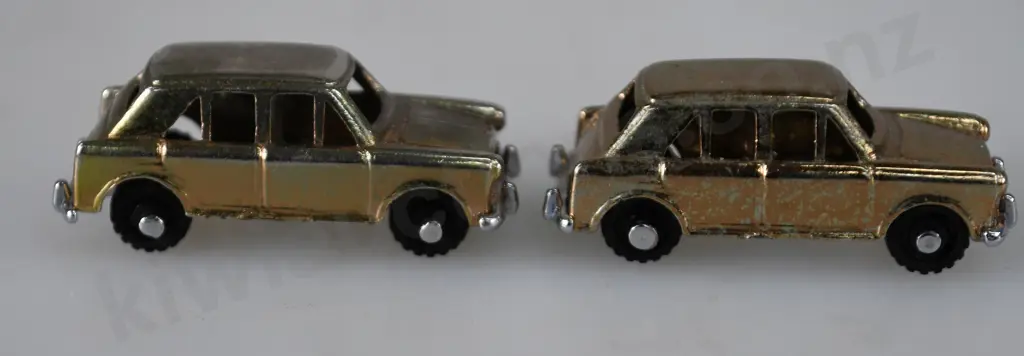 FUN HO BOXED CHROME MOBIL MIDGET MODELS Image 1++