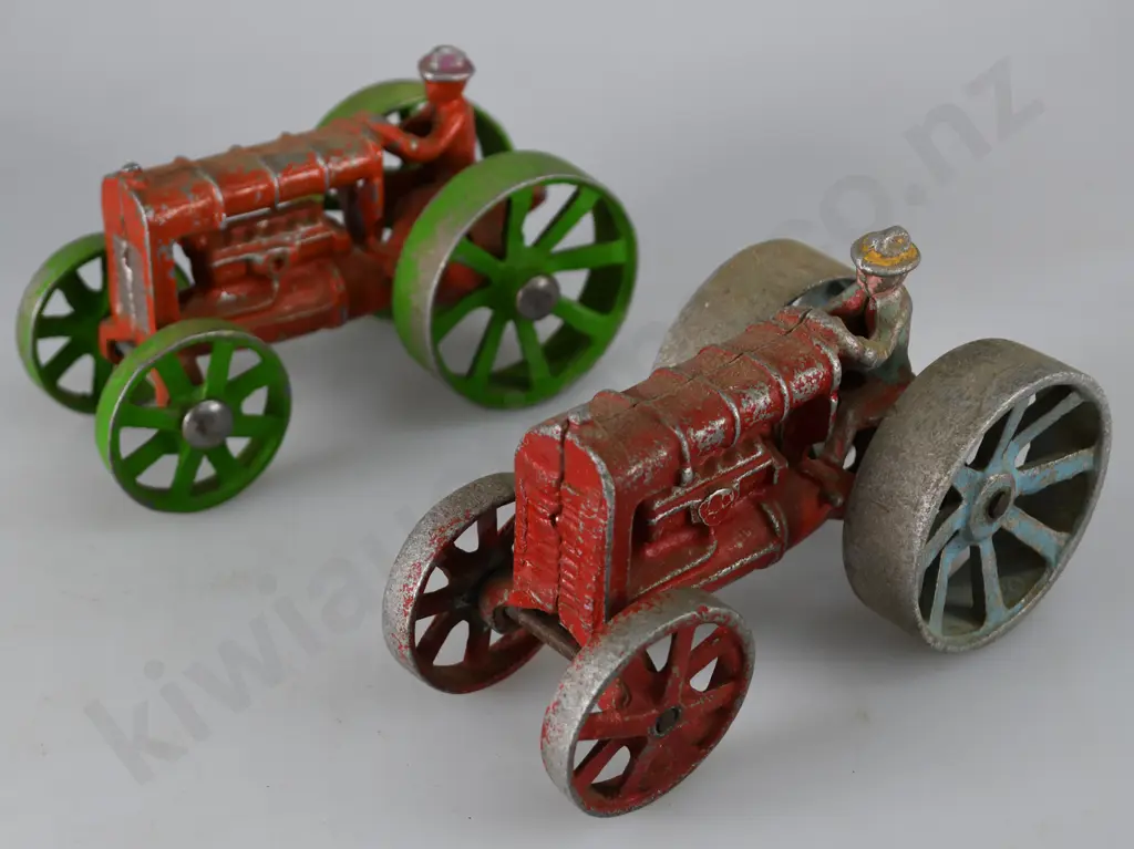 FUN HO FORDSON TRACTORS Image 1++