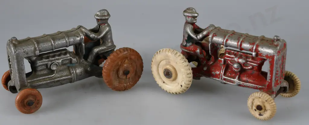 FUN HO MEDIUM TRACTORS Image 1++