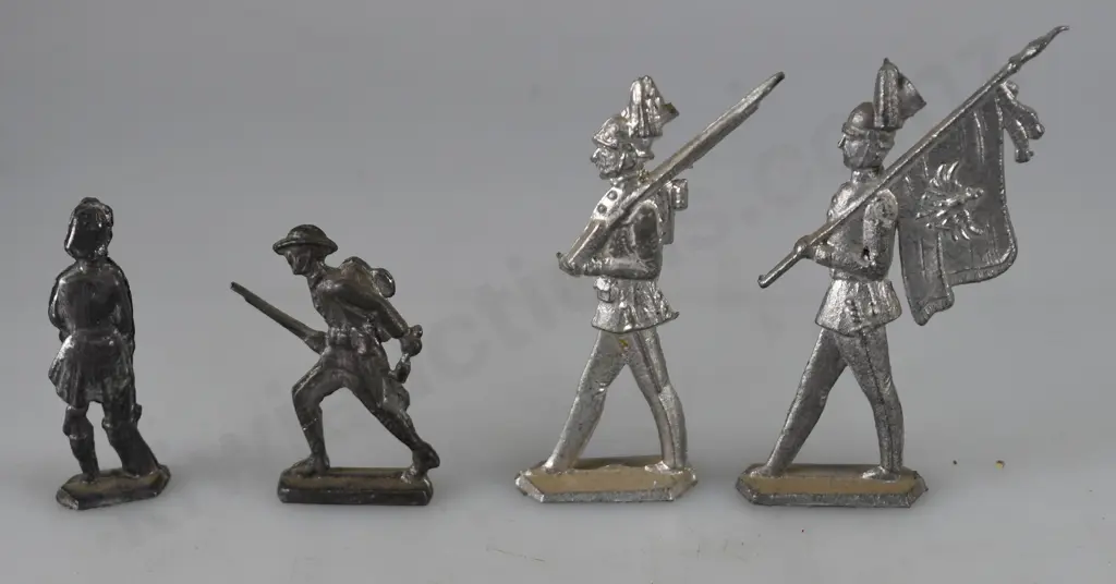FUN HO MILITARY ITEMS Image 1++
