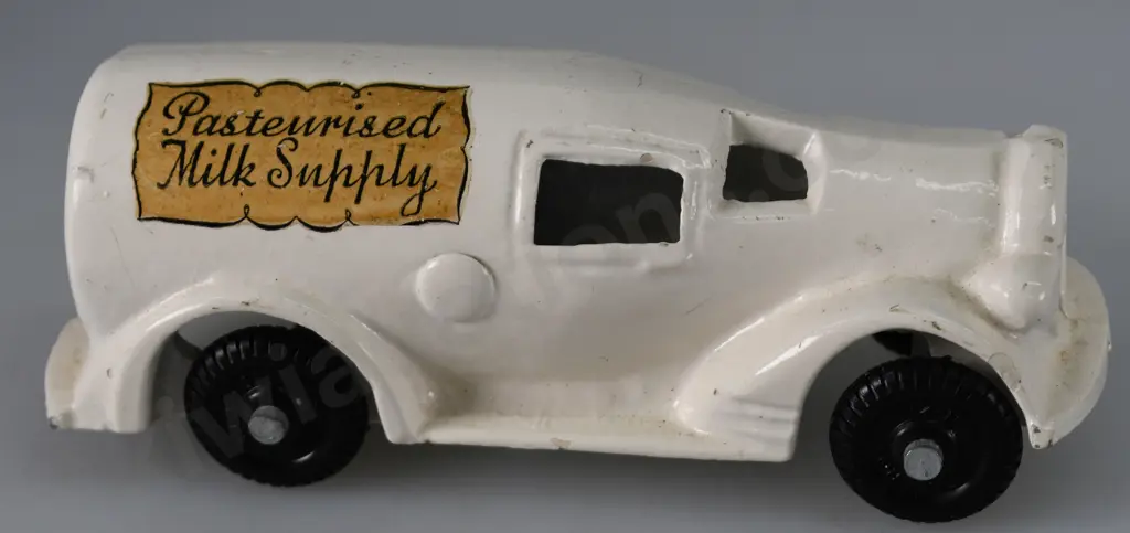 FUN HO MILK WAGON MADE FOR WELLINGTON SHOW 1981 Image 1++