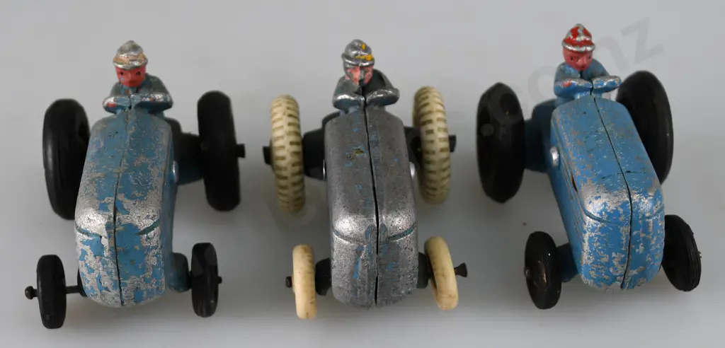 FUN HO STREAMLINED TRACTORS Image 1++