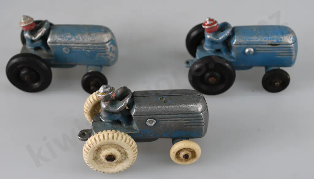 FUN HO STREAMLINED TRACTORS Image 1++