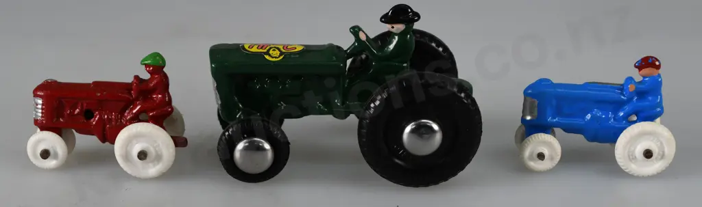FUN HO ALUMINIUM TRACTORS Image 1++