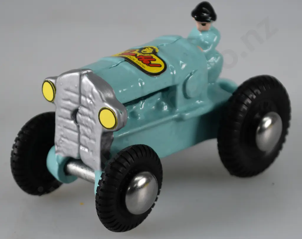 FUN HO ALUMINIUM TRACTORS Image 1++