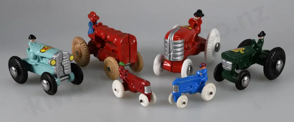 FUN HO ALUMINIUM TRACTORS Image 1++