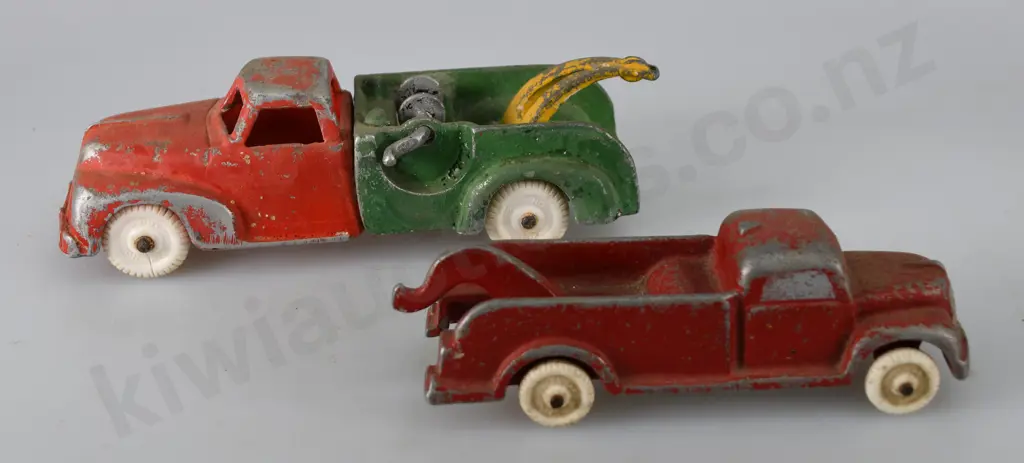 FUN HO BREAKDOWN TRUCKS Image 1++