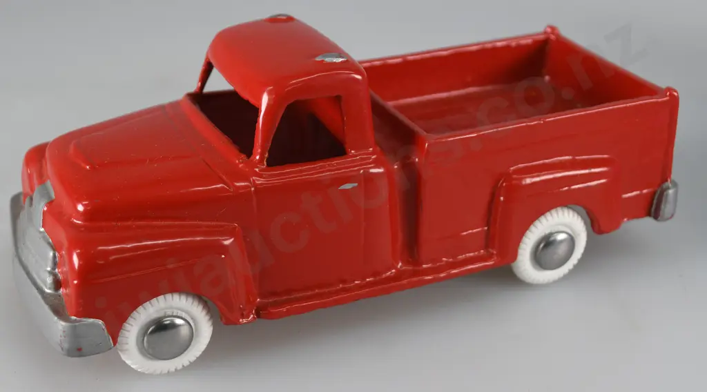 FUN HO REPRODUCTION COMMERCIAL TRUCKS Image 1++
