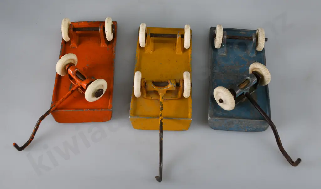 FUN HO FARM IMPLEMENTS FOUR WHEELED TRAILERS Image 1++