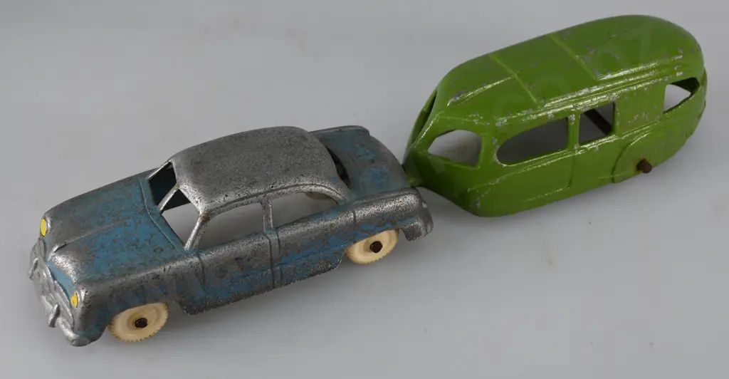 FUN HO CAR & CARAVAN Image 1++