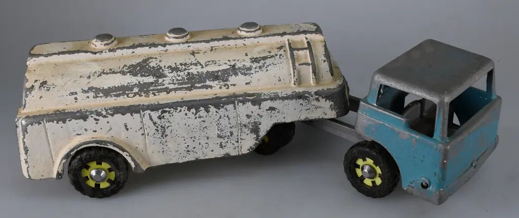 FUN HO LARGE TRUCKS Image 1++
