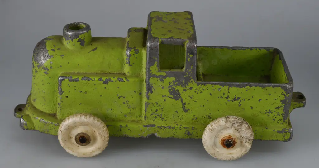 FUN HO NZR PULL-A-LONG ENGINES Image 1++