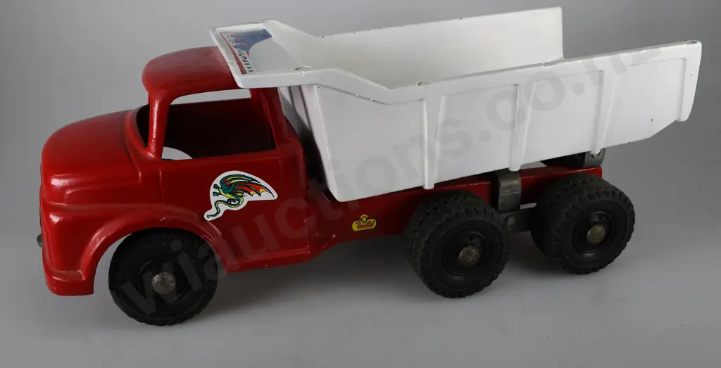 FUN HO GIANT TIP TRUCK Image 1++