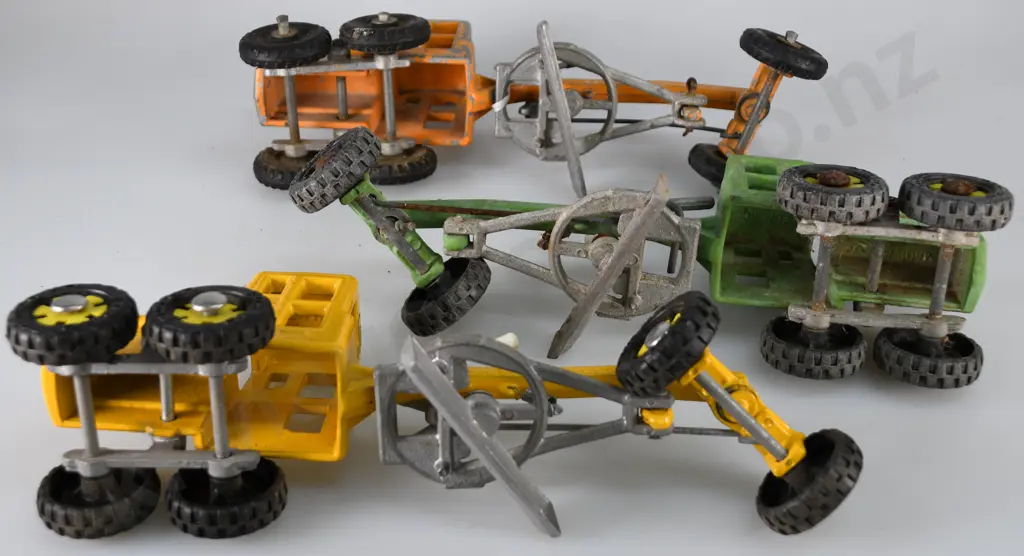 FUN HO ROAD GRADERS Image 1++