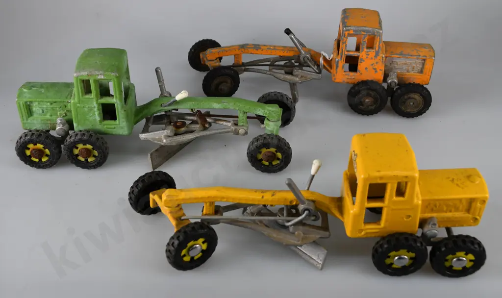 FUN HO ROAD GRADERS Image 1++