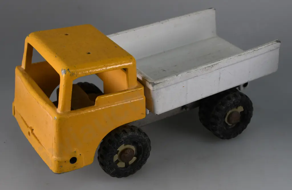 FUN HO TIP TRUCKS Image 1++
