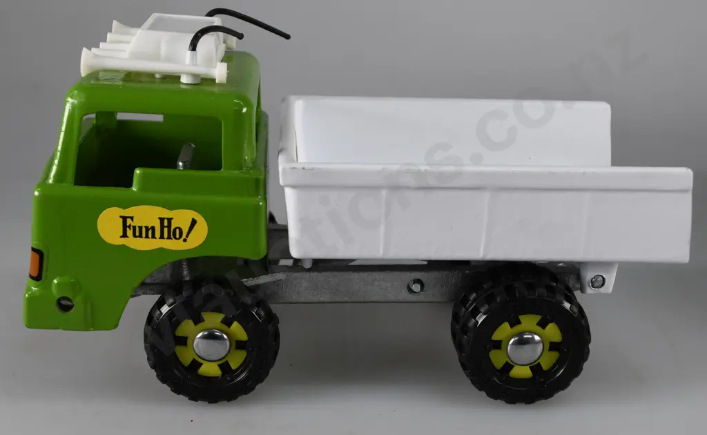 FUN HO TIP TRUCKS Image 1++