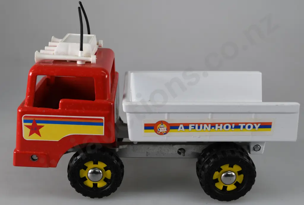 FUN HO TIP TRUCKS Image 1++