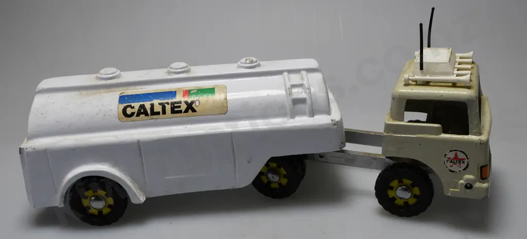 FUN HO FORD CALTEX PETROL TANKER Image 1++