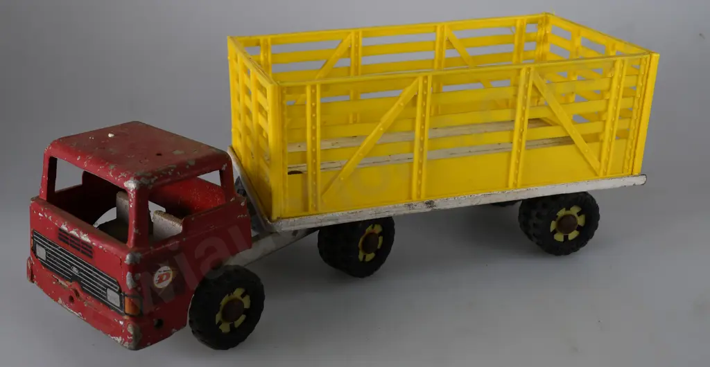 FUN HO FORD ARCTICULATED CATTLE TRUCKS Image 1++