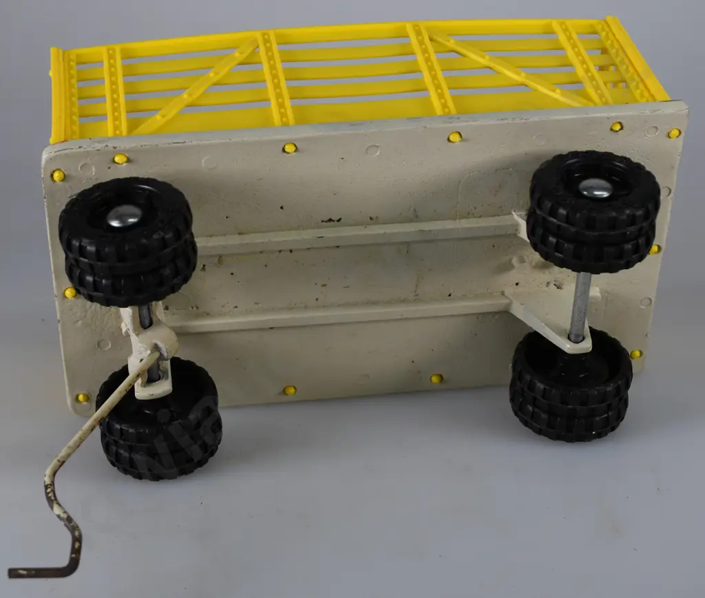 FUN HO FORD CATTLE TRUCK & TRAILER Image 1++