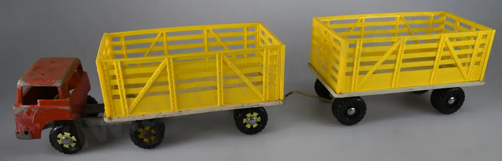 FUN HO FORD CATTLE TRUCK & TRAILER Image 1++