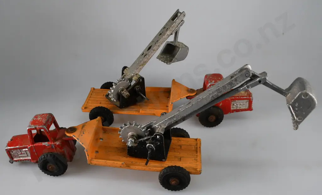 MACKENZIE & BANNISTER ARTICULATED DITCH DIGGERS Image 1++
