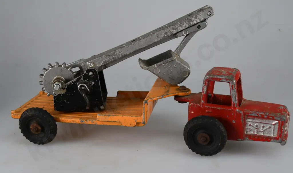 MACKENZIE & BANNISTER ARTICULATED DITCH DIGGERS Image 1++