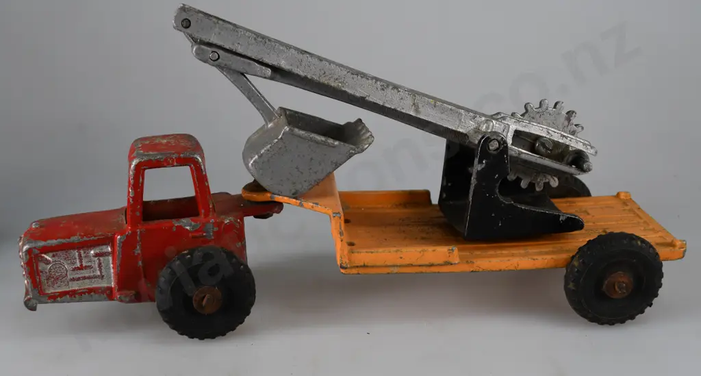 MACKENZIE & BANNISTER ARTICULATED DITCH DIGGERS Image 1++