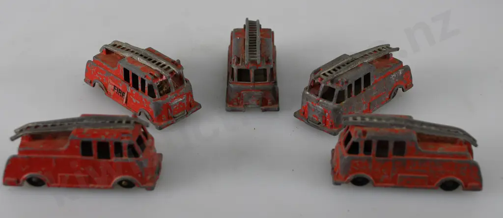 FUN HO MIDGET FIRE ENGINES Image 1++