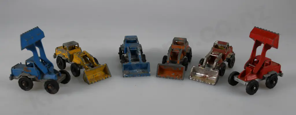 FUN HO MIDGET TRACTOR SHOVELS Image 1++