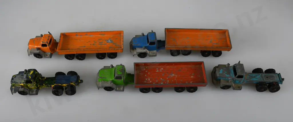 FUN HO MIDGET INTERNATIONAL ARTICULATED TRUCK Image 1++