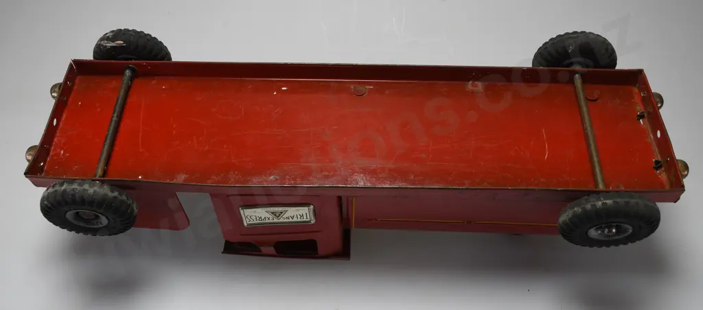 TRI-ANG EXPRESS LARGE TINPLATE LOCOMOTIVE Image 1++