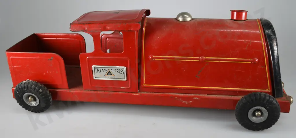 TRI-ANG EXPRESS LARGE TINPLATE LOCOMOTIVE Image 1++