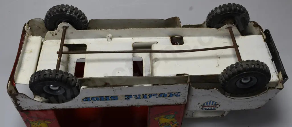 TRI-ANG TINPLATE MOBILE SHOP TOY TRUCK Image 1++