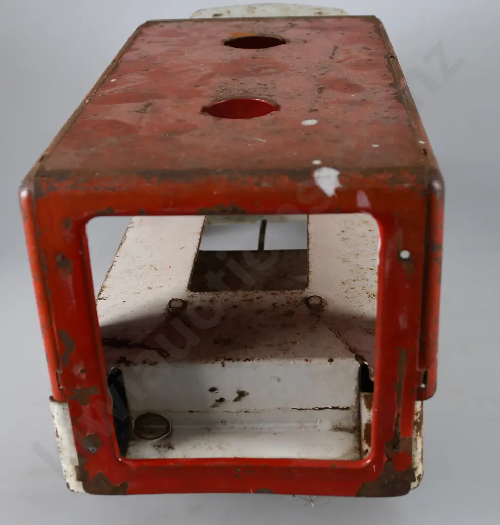 TRI-ANG TINPLATE MOBILE SHOP TOY TRUCK Image 1++