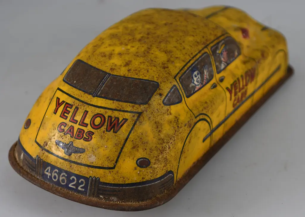 LINCOLN YELLOW TAXI CAB Image 1++