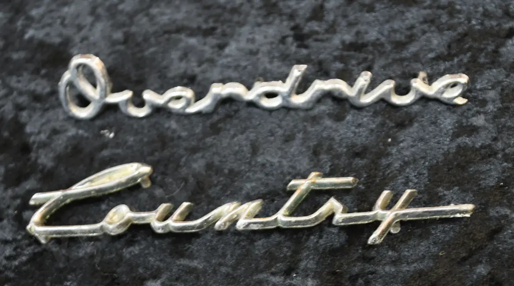 CHROME CAR NAME BADGES Image 1++