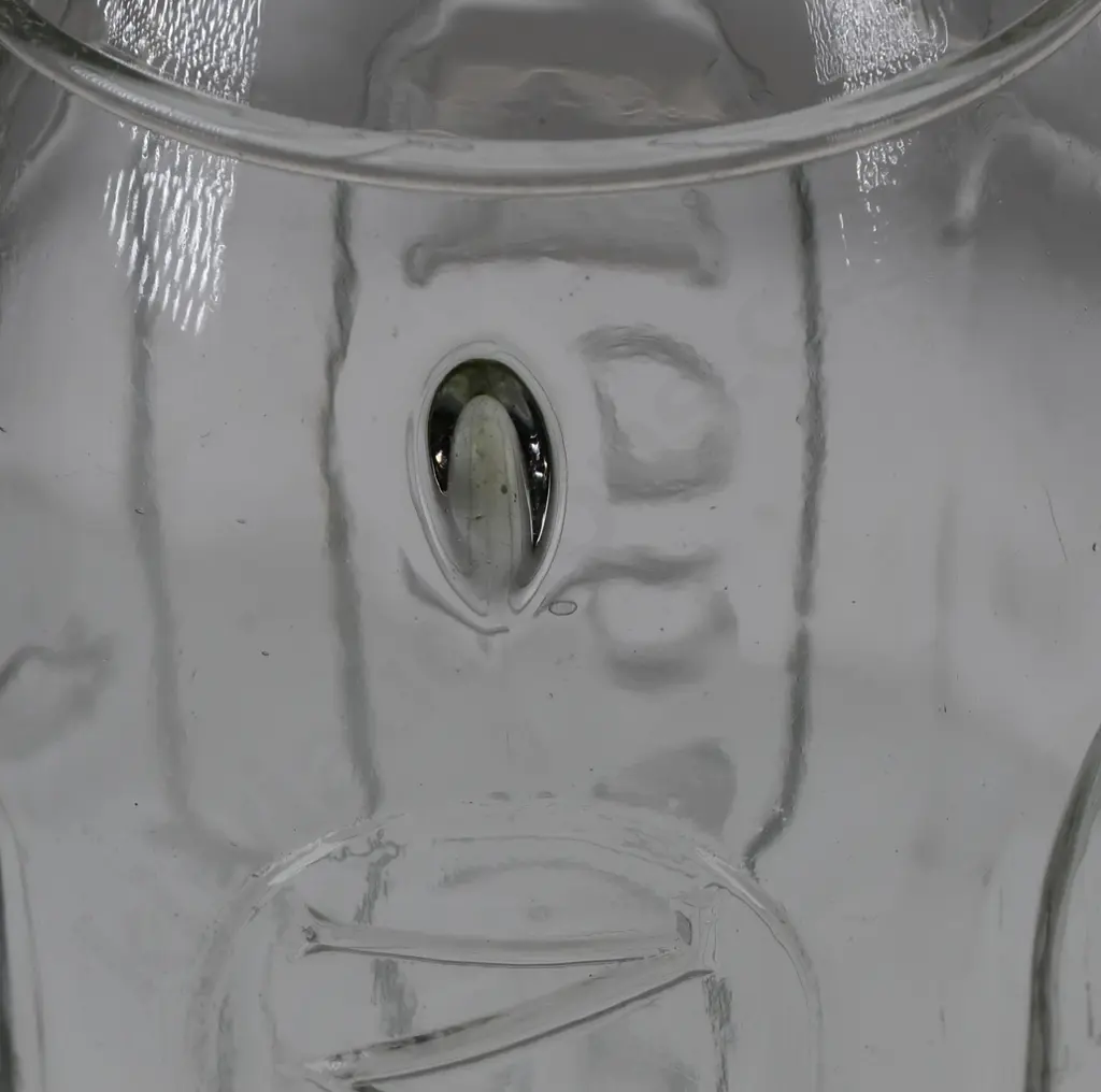 MOBIL OIL BOTTLES Image 1++
