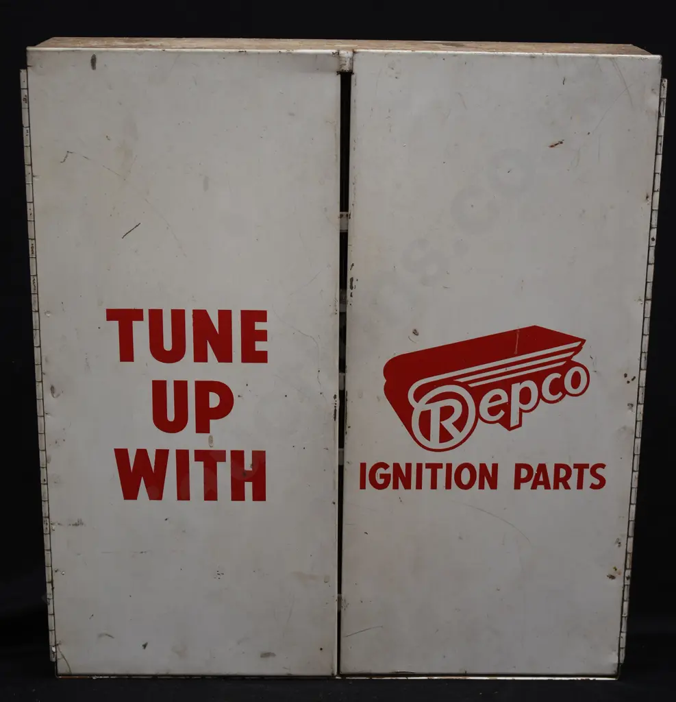 TUNE UP WITH REPCO IGNITION PARTS DISPALY CABINET Image 1++