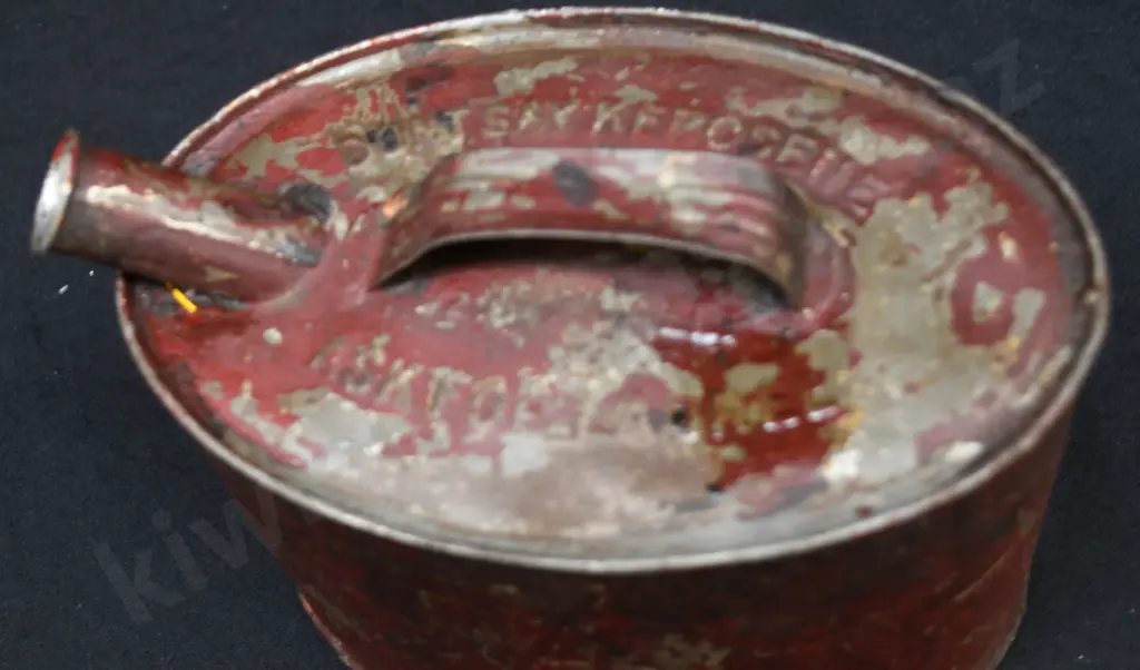 MOTORING OIL POURERS Image 1++