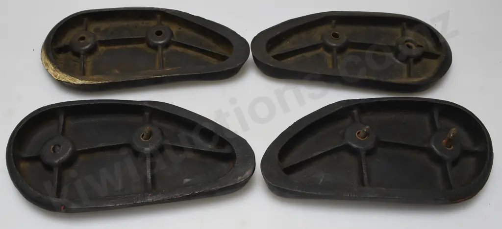 SIDE COVER PLATES TRIUMPH AND BSA BIKES Image 1++