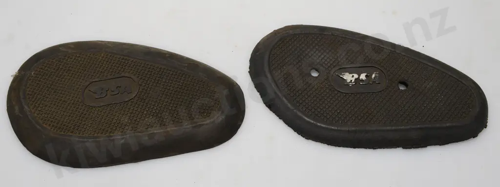 SIDE COVER PLATES TRIUMPH AND BSA BIKES Image 1++