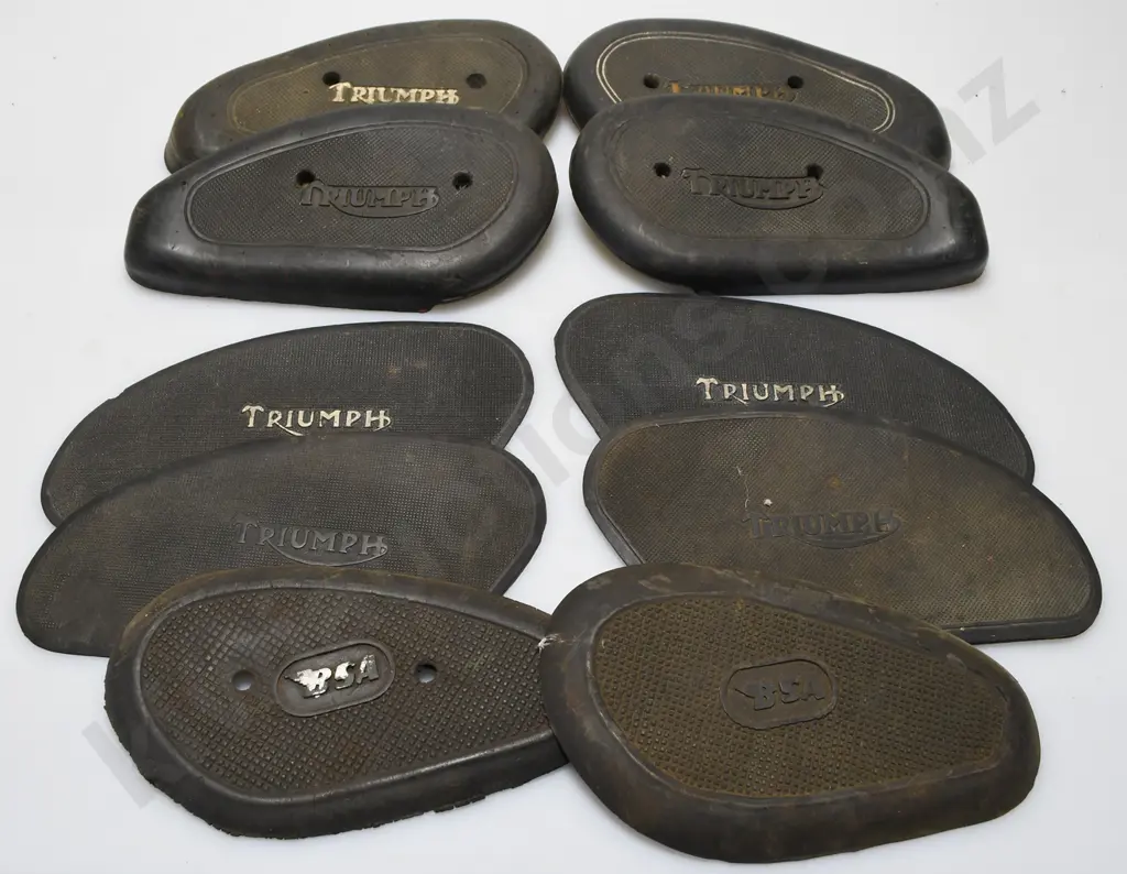 SIDE COVER PLATES TRIUMPH AND BSA BIKES Image 1++