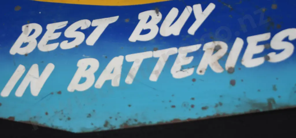 LUCAS BATTERY TIN SIGN Image 1++