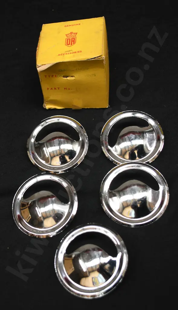 BOXED MOTORING ACCESSORIES Image 1++