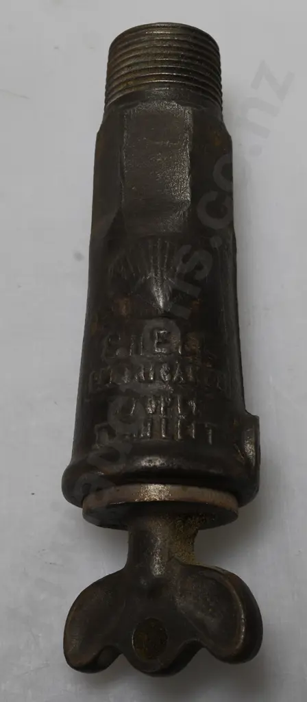 ASSORTED LUBRICANT TAPS Image 1++
