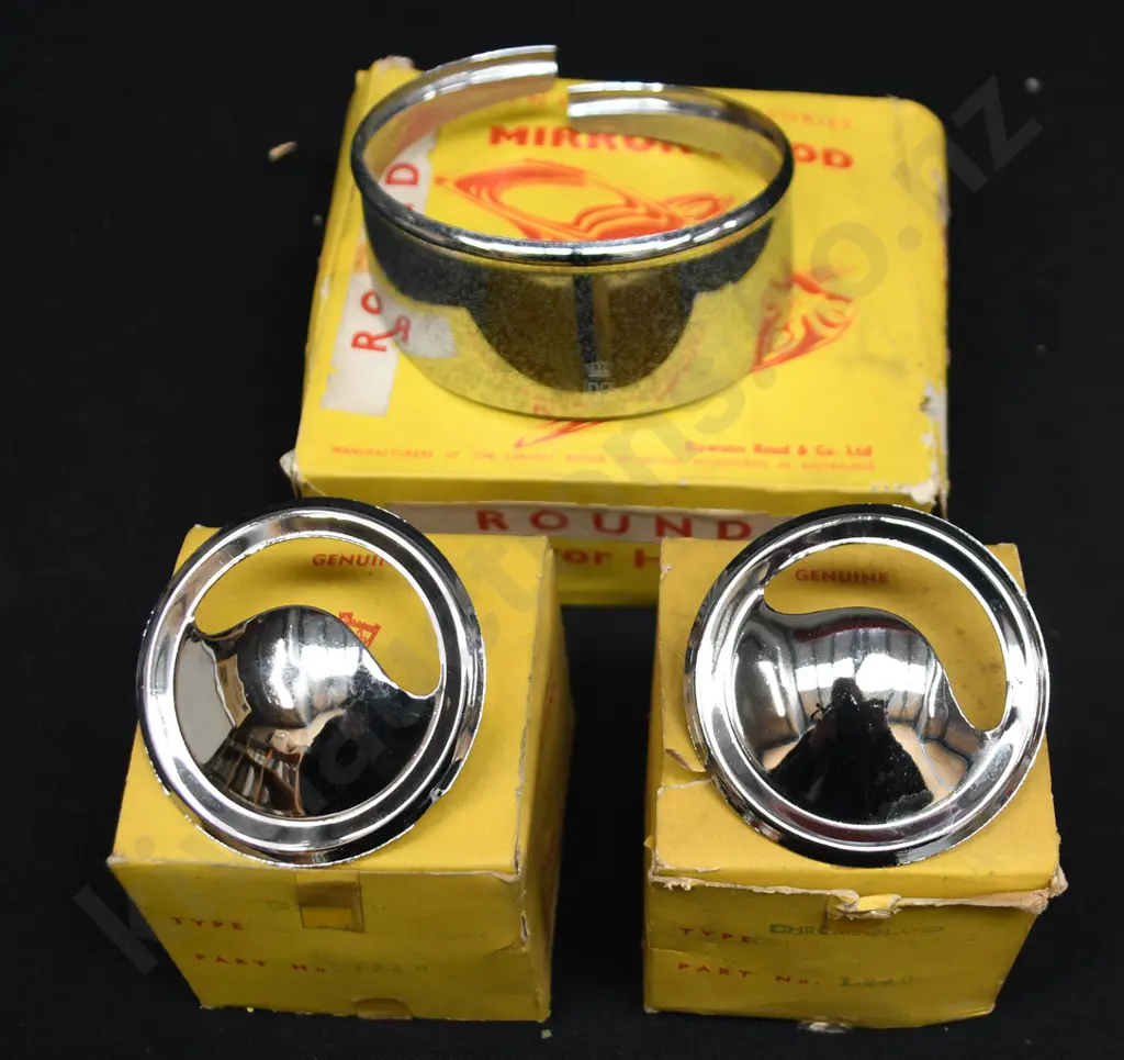 BOXED MOTORING ACCESSORIES Image 1++