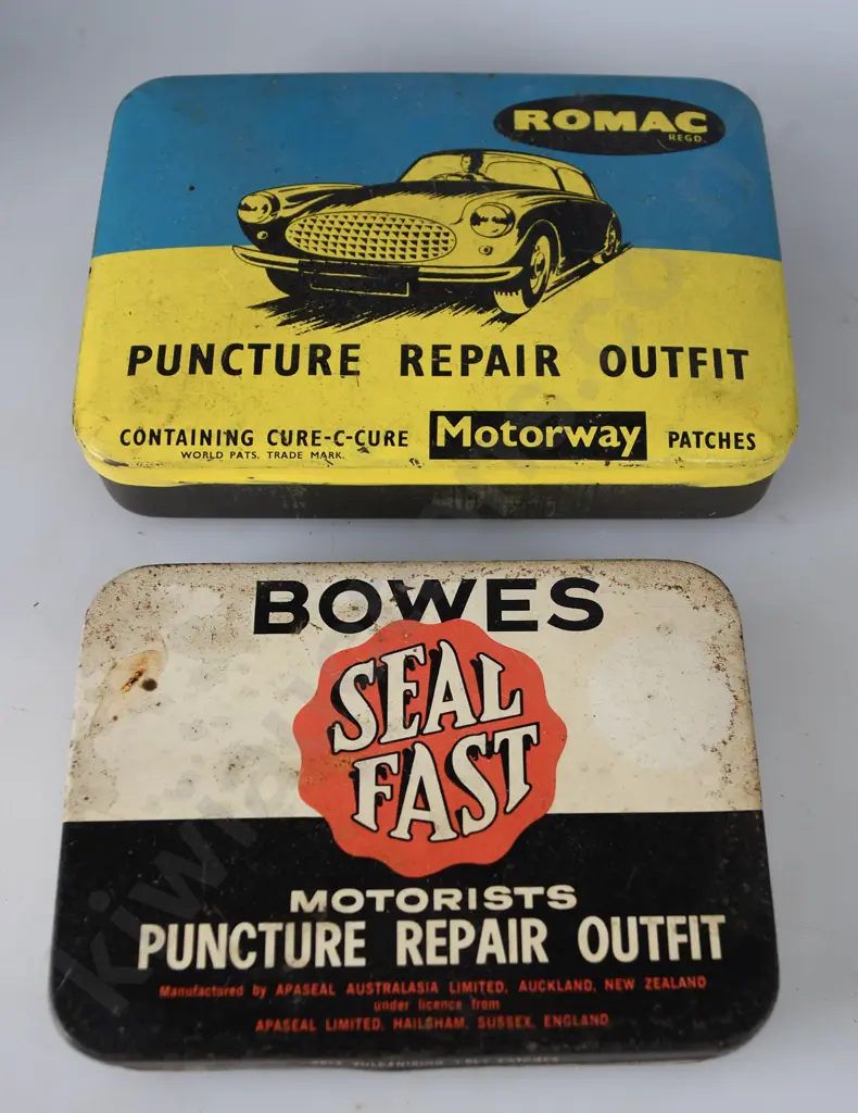 ASSORTED VINTAGE ITEMS Image 1++