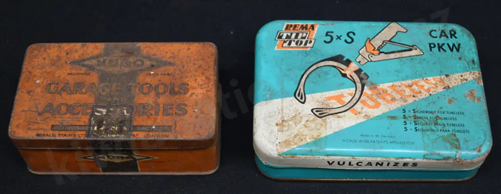 ASSORTED VINTAGE TINS Image 1++